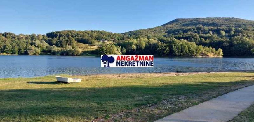 Borsko jezero – 250kvm + 17a 42kvm
