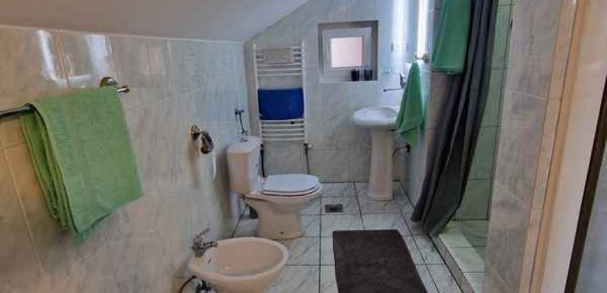 Odlična kuća – 220kvm+2ara