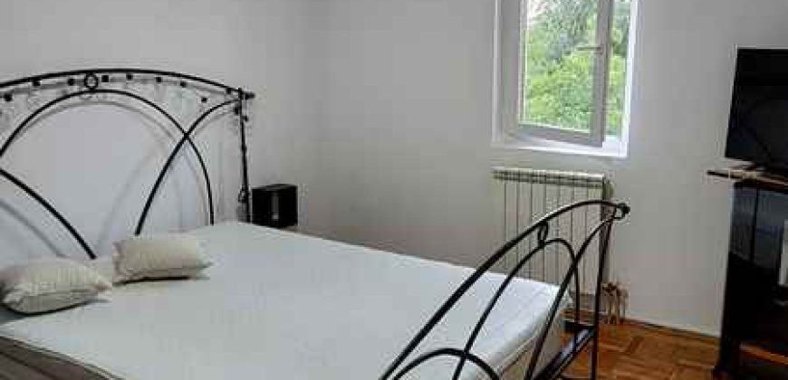 Odlična kuća – 220kvm+2ara