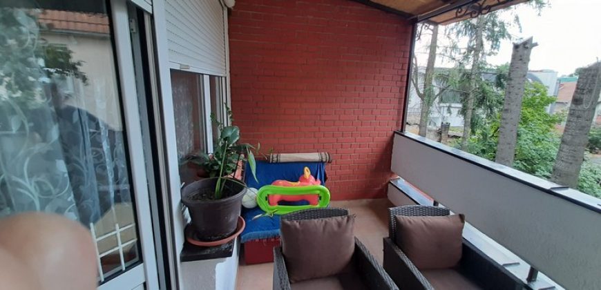 Voždovac, TC „Stadion“ – Milovana Jankovića 250kvm