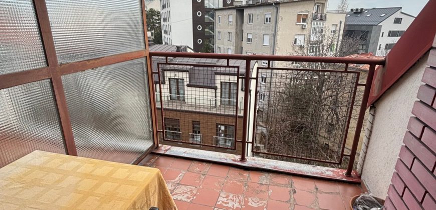 Vračar – Anastasa Jovanovića 96kvm + 4T