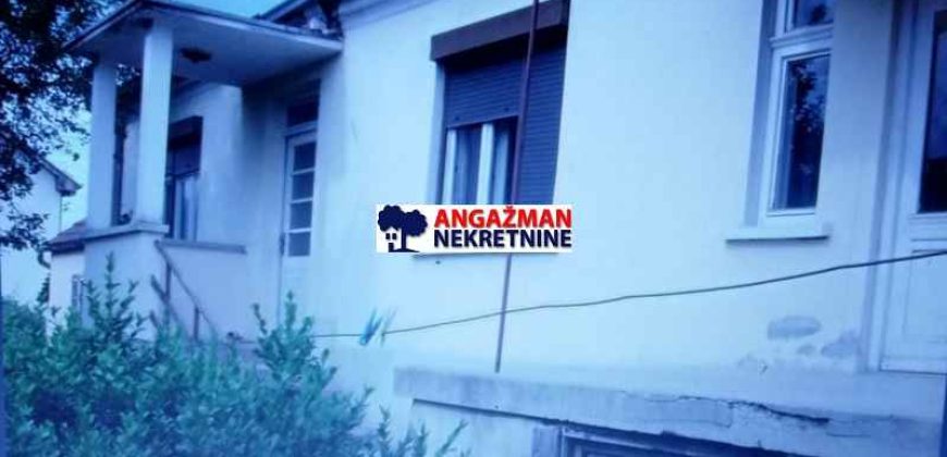 Kragujevac – Gradimira Mladenovića 95kvm+5a