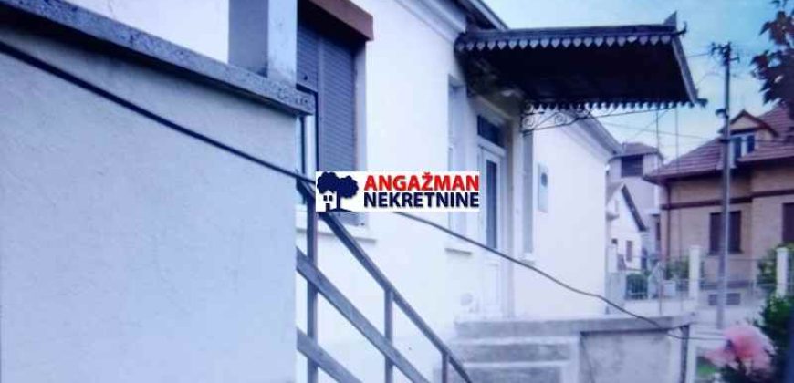 Kragujevac – Gradimira Mladenovića 95kvm+5a