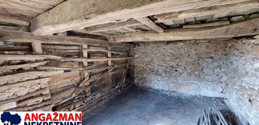 Rtanj-Jablanica,koliba sa imanjem 3ha 06a 22kvm