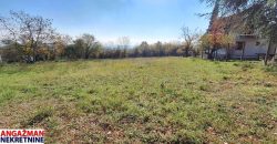 Koraćica, Petkaći, plac pored puta – 14,24ari