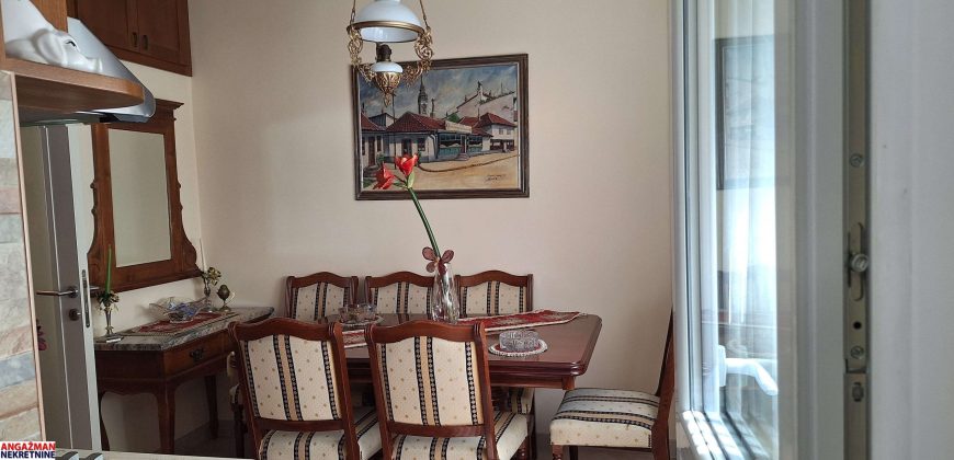 Izuzetan 2.0 stan u Kneza Danila – 60kvm