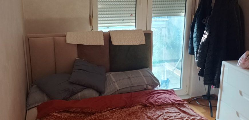 Zvezdara, Dimitrija Tucovića 167kvm,duplex