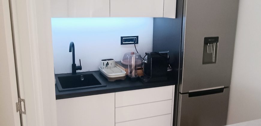 Zvezdara, Dimitrija Tucovića 167kvm,duplex