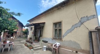 Zaječar 97kvm + 170kvm + 5,81ar