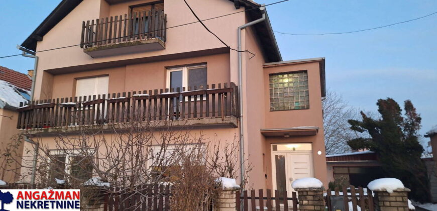 Kuća 250kvm + kuća 150kvm + 50kvm, sve na 10 ari