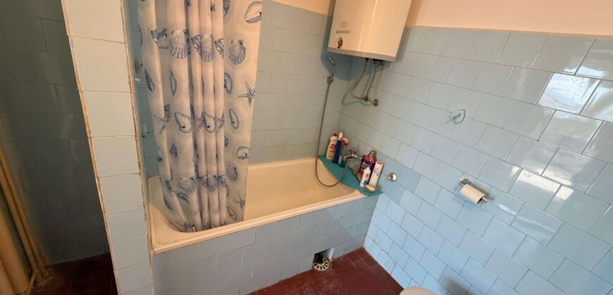 Blok 70, J. Gagarina, bliže Oml. brigada, 72kvm