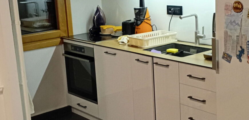 Dorćol, odličan, renoviran – 75kvm (2T)