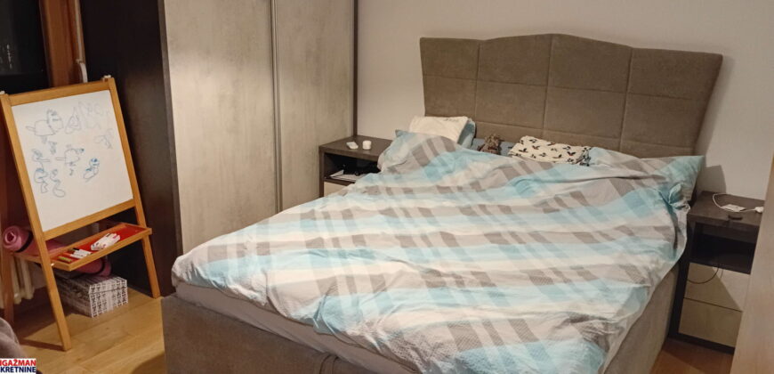 Dorćol, odličan, renoviran – 75kvm (2T)