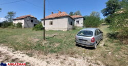 Bor, Šarbanovac – tri kuće 35kvm + 72kvm +45kvm + 57,57ari