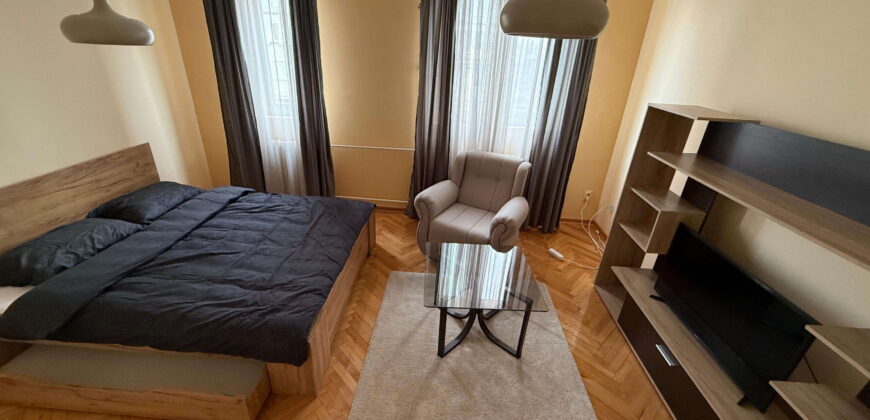 Duplex 114kvm, Konjarnik