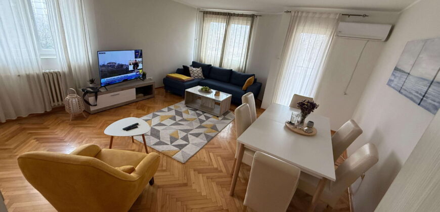 Duplex 114kvm, Konjarnik