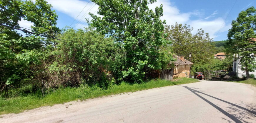 Sokobanja, Šarbanovac 55kvm + 41kvm + 10,39ari