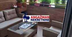 Humski put sa 2 parking mesta