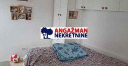 Humski put sa 2 parking mesta