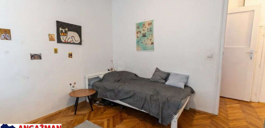 Vračar, na odličnoj lokaciji – 69kvm (64+5)