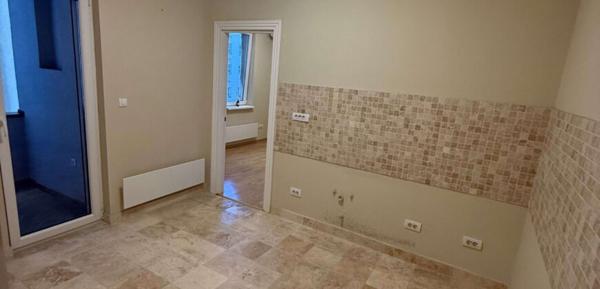 Dorćol, salonac – Strahinjića Bana 60kvm (56+4)