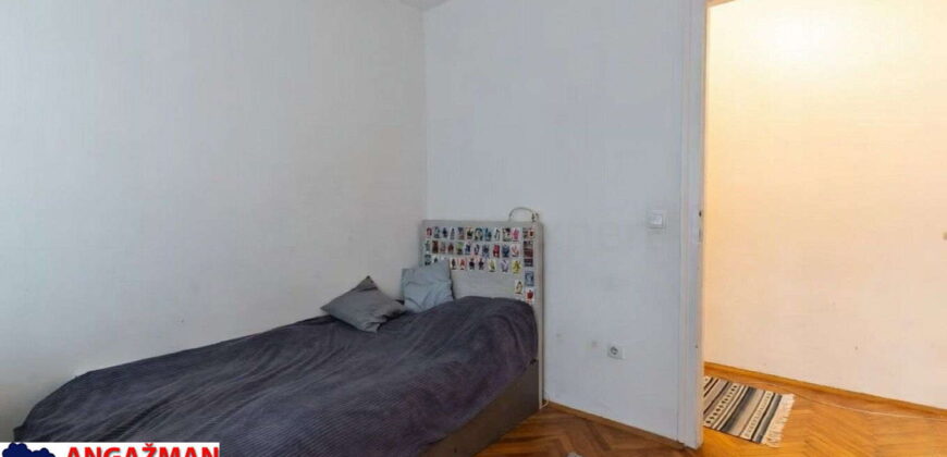 Vračar, na odličnoj lokaciji – 69kvm (64+5)