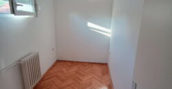 Cvetkova pijaca, 2.5, odličan – 52kvm (mereno 56)