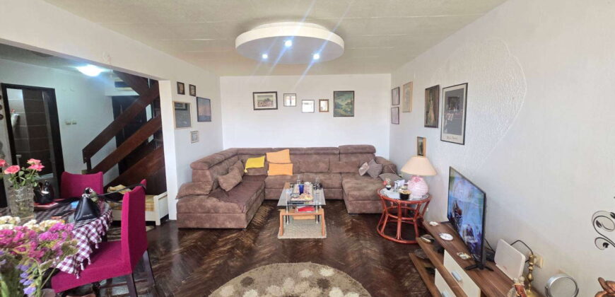 Novi Banovci, Kablar – 85kvm, duplex, sve uknjiženo