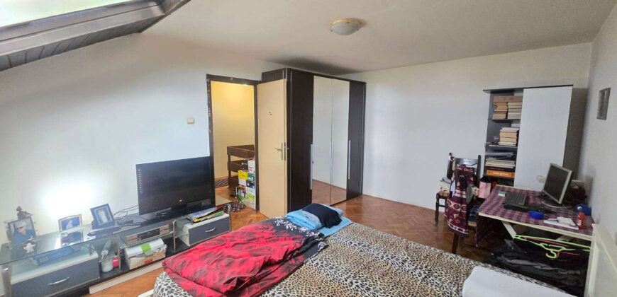 Novi Banovci, Kablar – 85kvm, duplex, sve uknjiženo