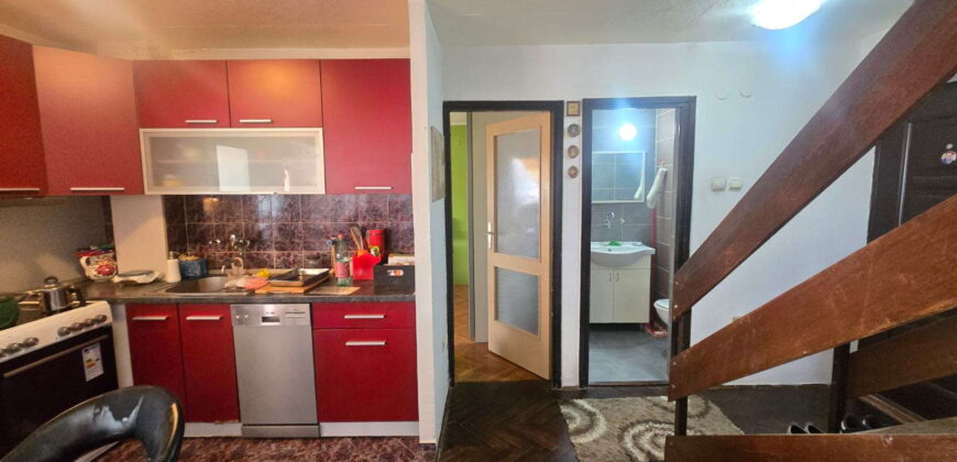 Novi Banovci, Kablar – 85kvm, duplex, sve uknjiženo